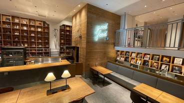 ロビーラウンジ / 4