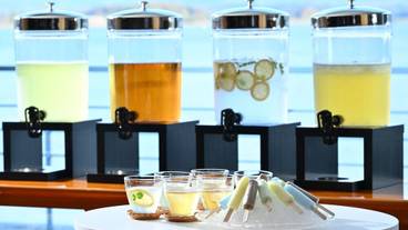 ロビーラウンジ / 9