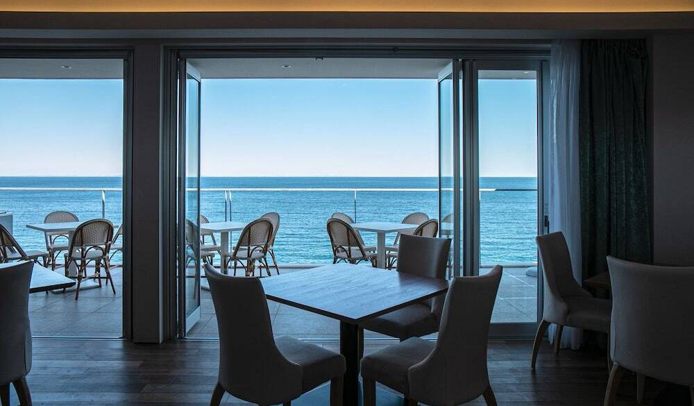 レストランか自炊か
自由に選べる夕食 / 4