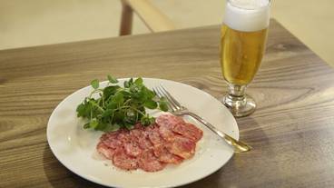 食事・飲み物 / 4