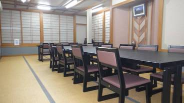 旅館のお食事処 / 7