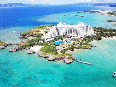 ANA InterContinental Manza Beach Resort (Okinawa Resort Hotel) / 1