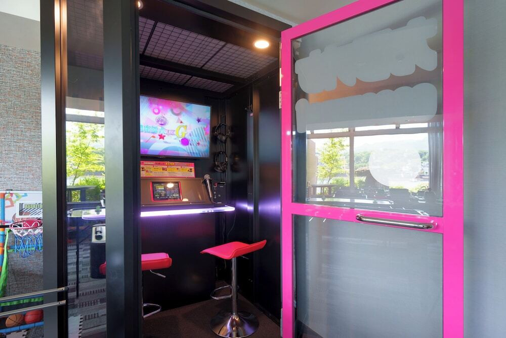 カラオケ ルーム