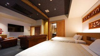 ラグジュアリー ツインルーム