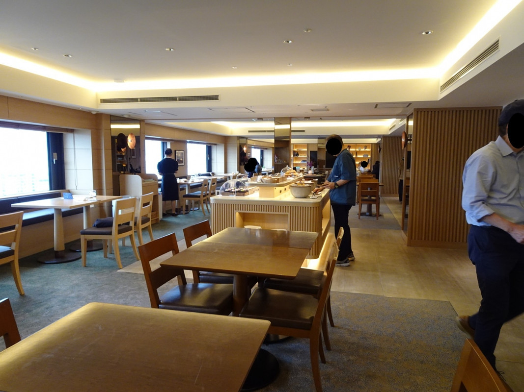 オーバルクラブ