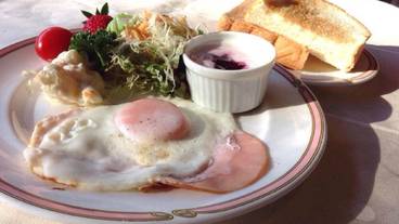 食事・飲み物 / 1