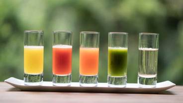 食事・飲み物 / 11