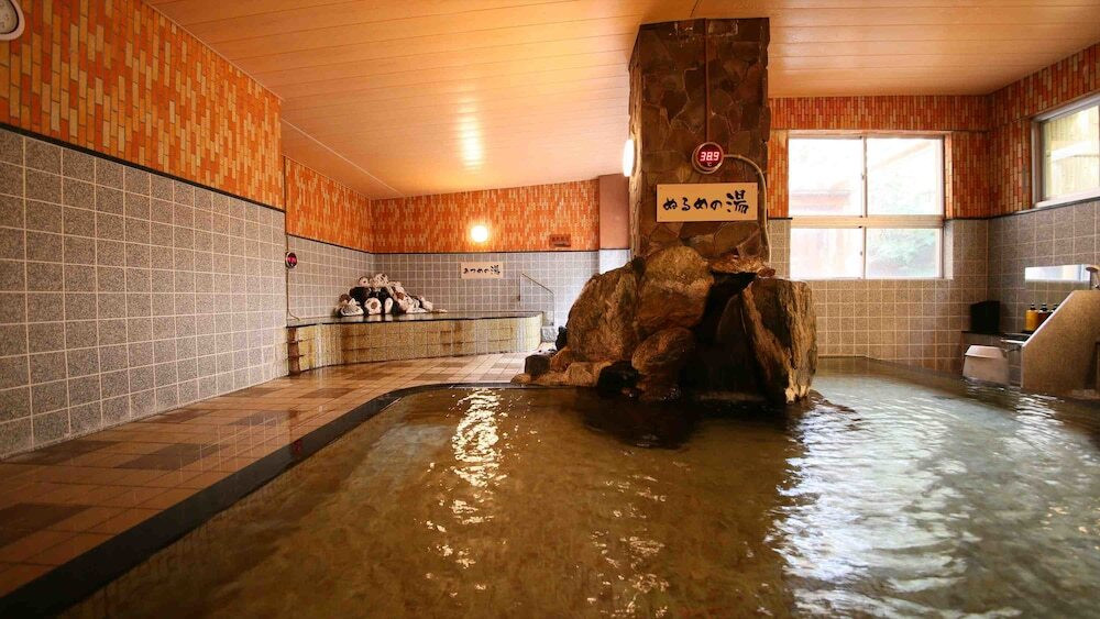 本館大浴場/内風呂