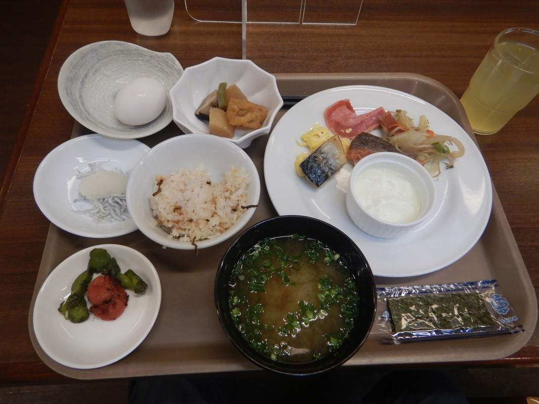 たまごがオムレツ、卵焼き、生卵、ゆで卵と種類があったホテルは