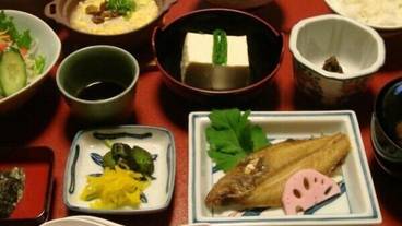 食事・飲み物 / 12