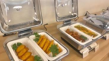 食事・飲み物 / 5