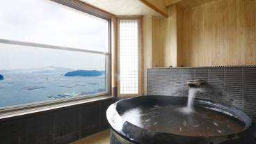 9階 温泉露天風呂付き特別室（和室）　露天風呂 / 13