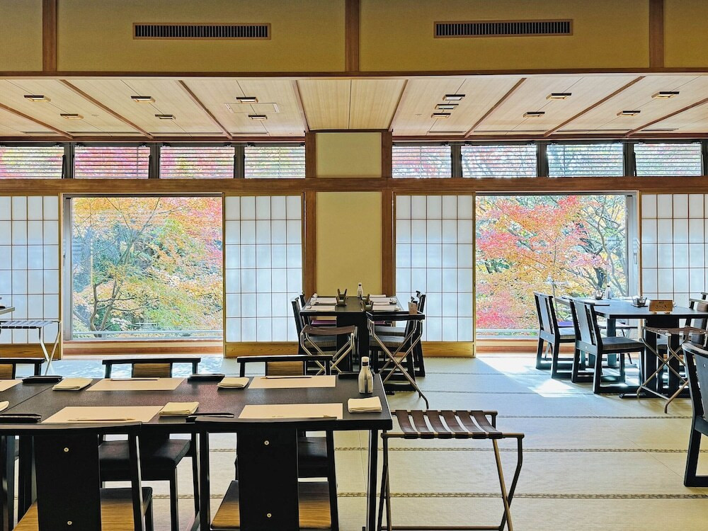 レストラン