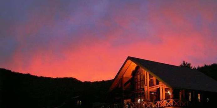 かなやま湖ログホテルラーチ（北海道 リゾートホテル） / 1