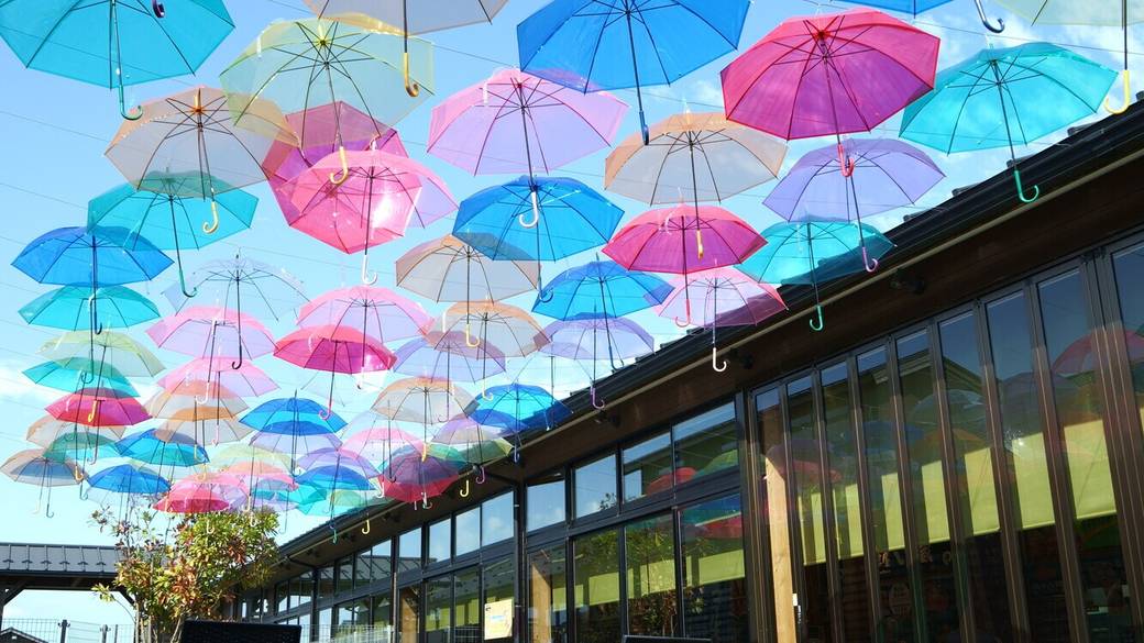 ひみ番屋街のアンブレラスカイ / 3