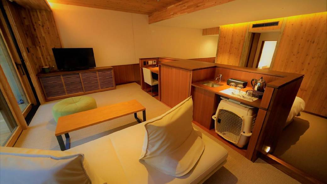 おしゃれなお部屋で
リラックス / 3