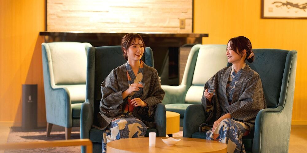 ラウンジ②