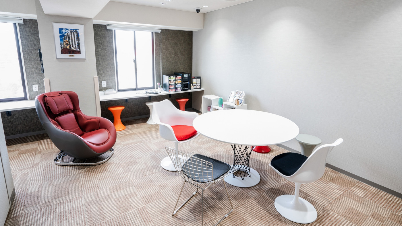 優雅な滞在が叶う、レディースラウンジ付きのプレミアムビジネスホテル3659182