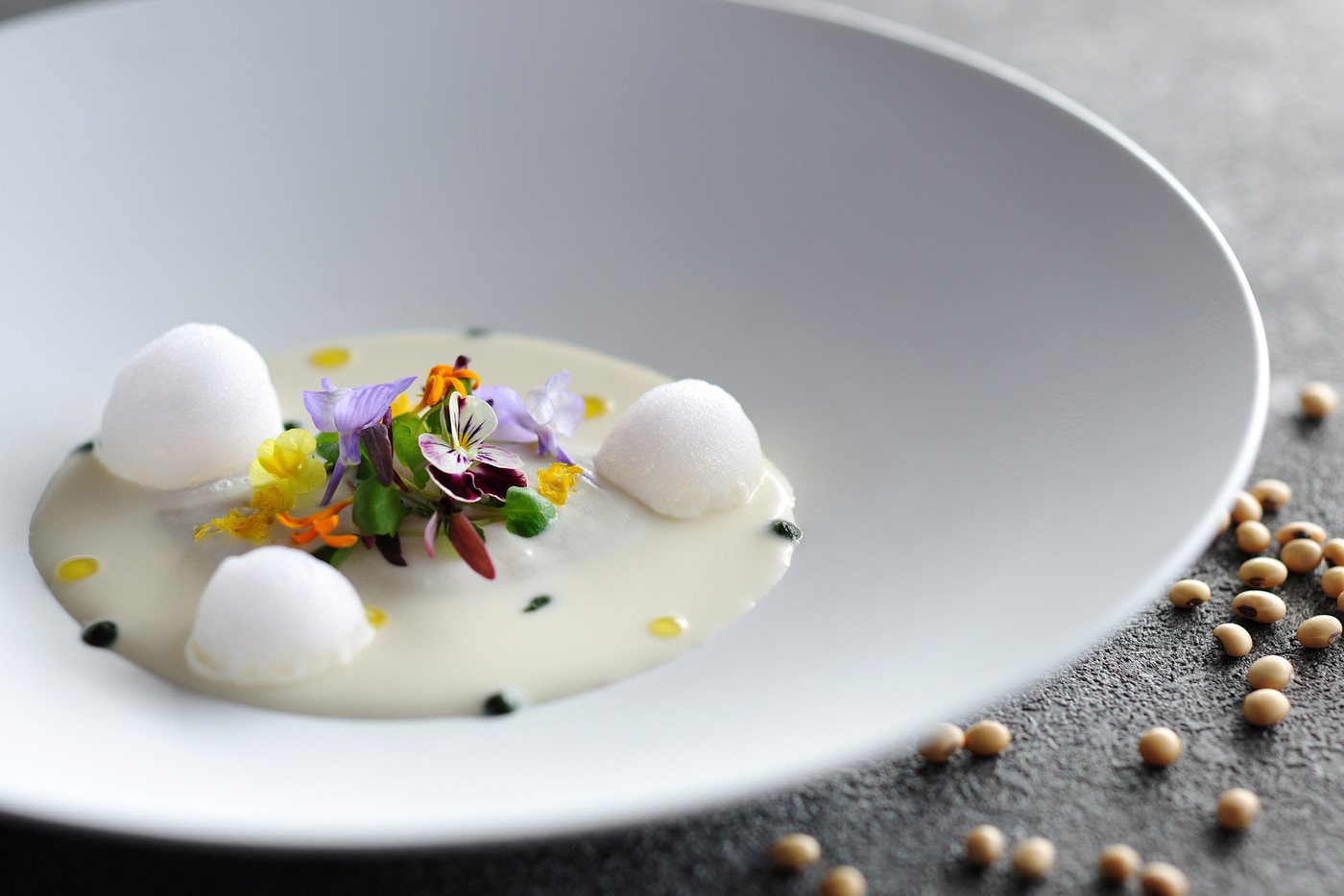 離島の集落でのんびり。島時間が流れるヴィラ4066217