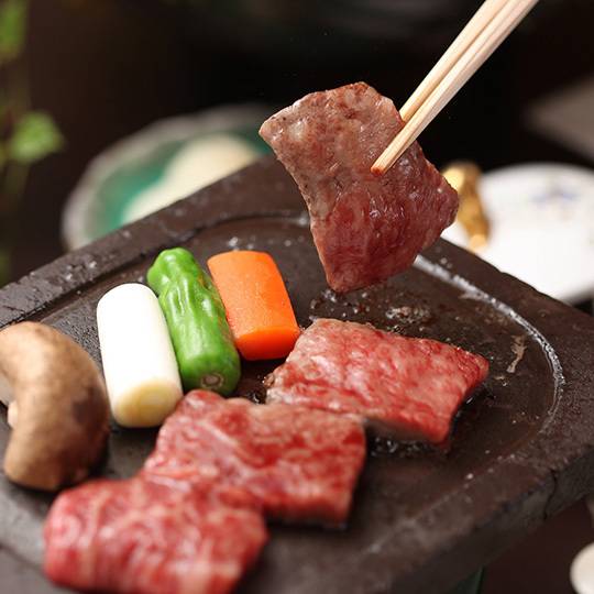 甲州牛の溶岩焼き / 3