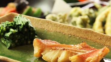 食事・飲み物 / 3