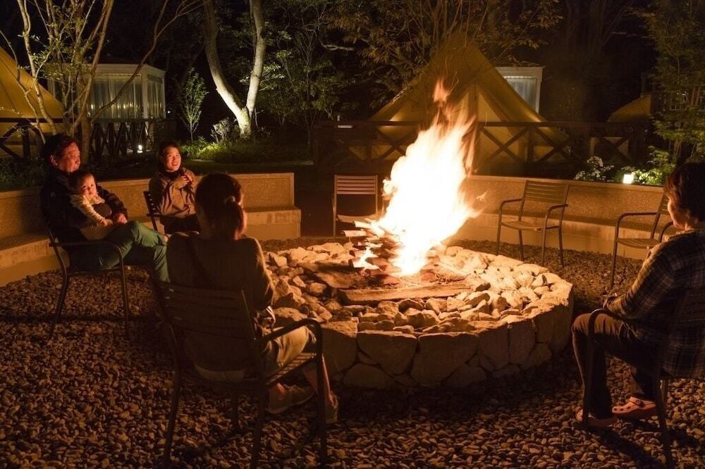 キャンプファイヤー