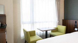 スタンダード ルーム シングルベッド 3 台 禁煙