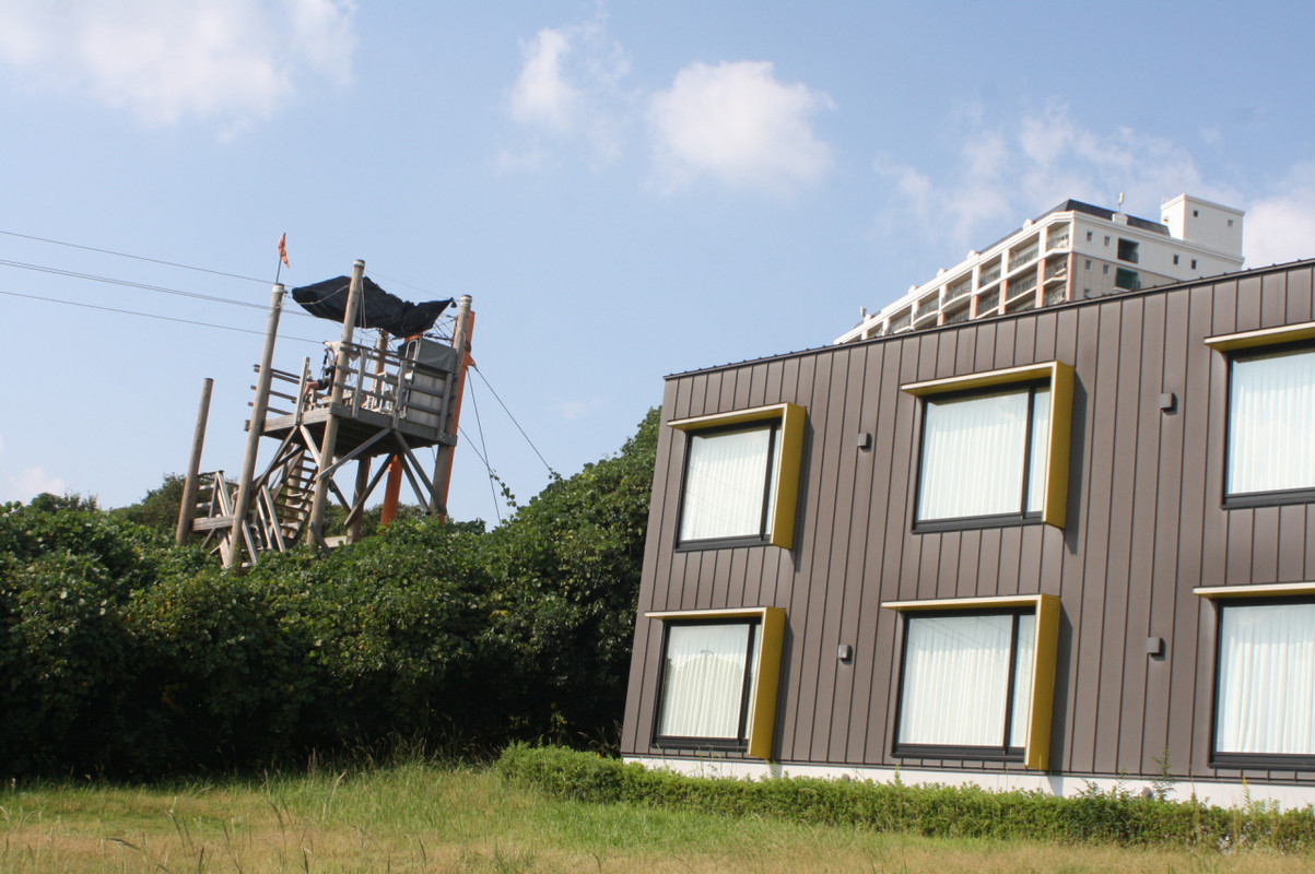 ホテルの建物もいろんなタイプで