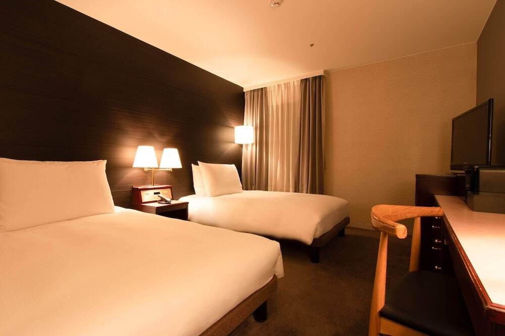 ほっと心安らぐ…間接照明に照らされたムーディな空間3844499