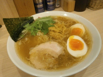 「めん処羽鳥」 料理 44943724 醤油らーめん、生姜入り..　
