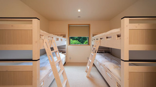 シャレー (Solar)