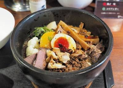 拳ラーメン