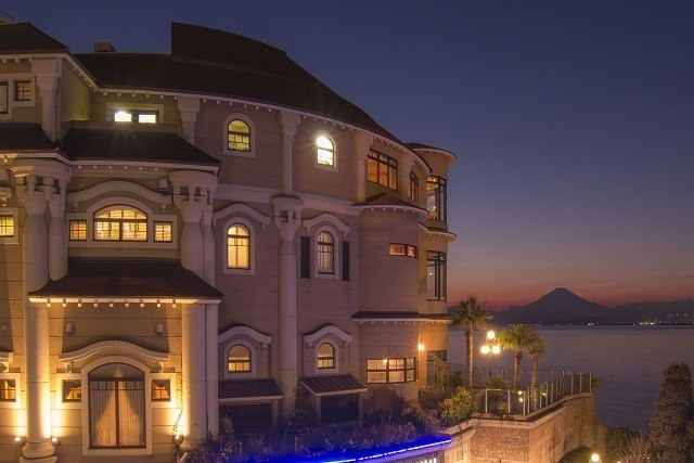 江の島アイランドスパ 外観(夜)