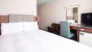 ルーム ダブルベッド 1 台 禁煙