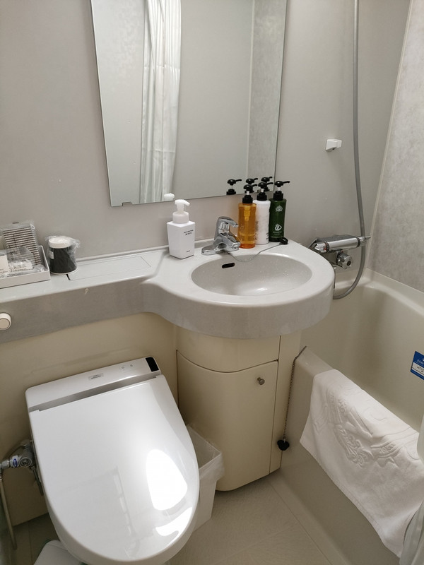 大浴場あるためバスタブは使用せず