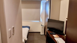 ベーシックセミダブルルーム, 喫煙可