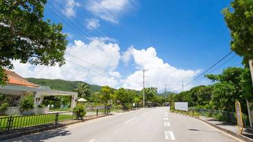 施設の入り口 / 4