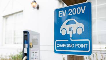 電気車両充電スタンド / 8