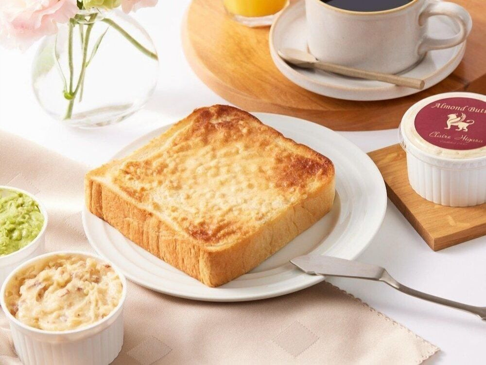 朝食