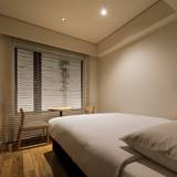 モデレートダブル / 4