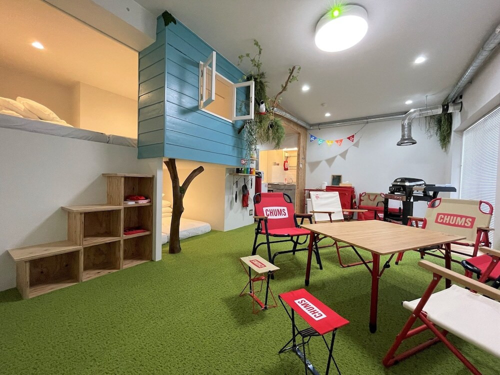 秘密基地みたいなお部屋にワクワクする宿3456942
