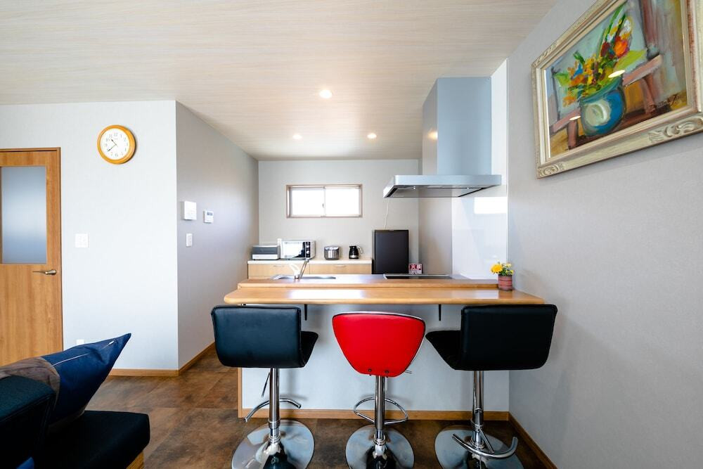 客室内のダイニングエリア