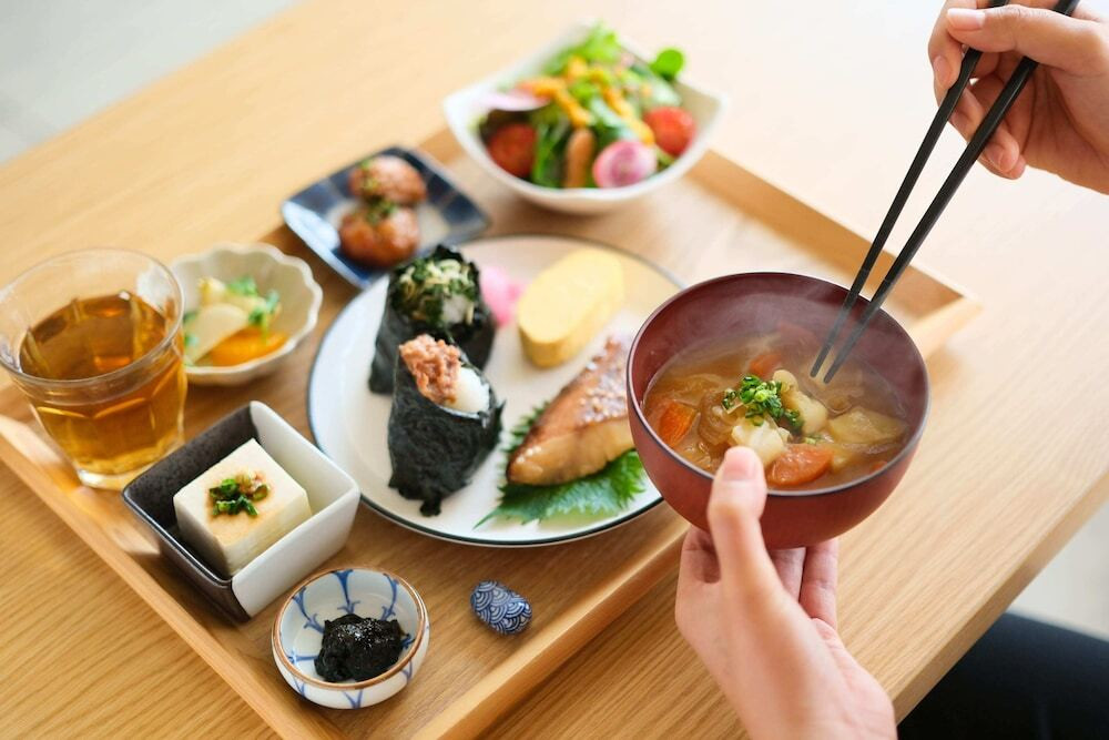 朝食
