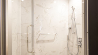 スタンダード ダブルルーム シャワーのみ 禁煙