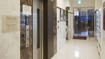 エレベーター / 1