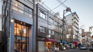 施設の入り口 / 7