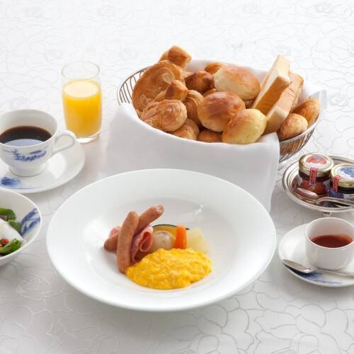 朝食 スクランブルエッグ / 4