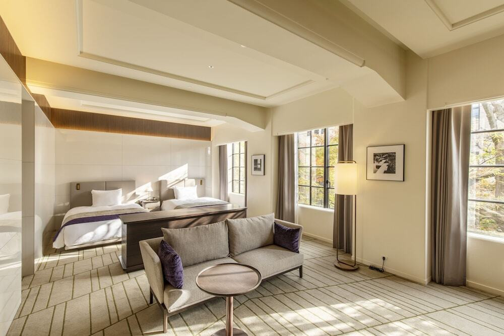 明治時代の小学校をリノベーション！クラシカルでモダンなインテリアに夢中に3528747