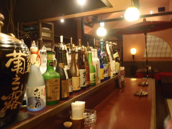 「志堅原」内観 920026 店内