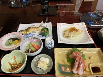 貸切露天風呂で贅沢ステイ♪お宿近くには珍しい風穴も！4249795